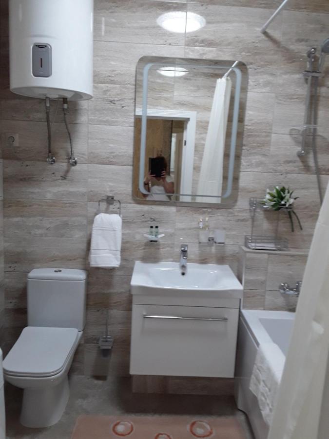 Lux Apartment,10 Фонтана,До Моря 5 Минут Odesa Exterior foto